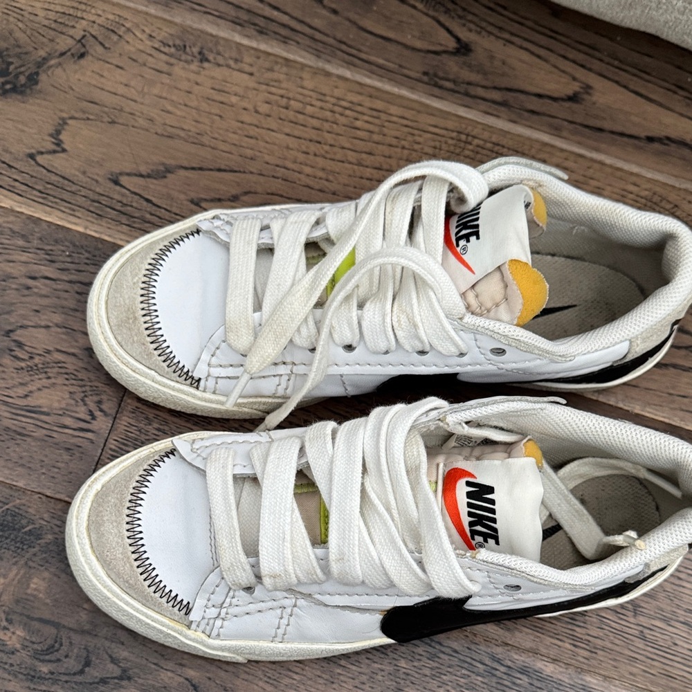 Nike Big Kids size 6 sneakers - Picture 10 of 12